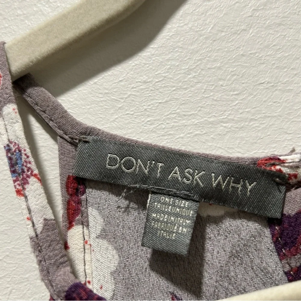 Don't Ask Why Cropped Swing Floral Halter Top with Open Back - Medium - Picture 4 of 4